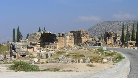 <p>Ruins of ancient Hierapolis near Colosse (see Colossians 4:13). Photo by David Treybig.</p>