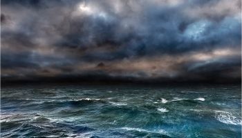 Illustration of a stormy sea to illustrate the article 