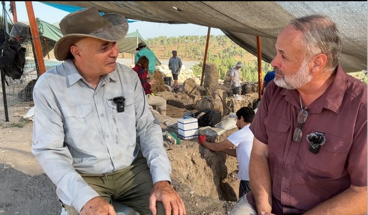 <p>Yosef Garfinkel, the Yigal Yadin Professor of Archaeology at the Institute of Archaeology at the Hebrew University of Jerusalem, talks with Phil Sandilands.</p>
