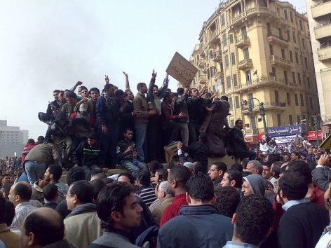 Protesters in Tahrir Square in Cairo, Egypt (2011, Wkikmedia Commons)