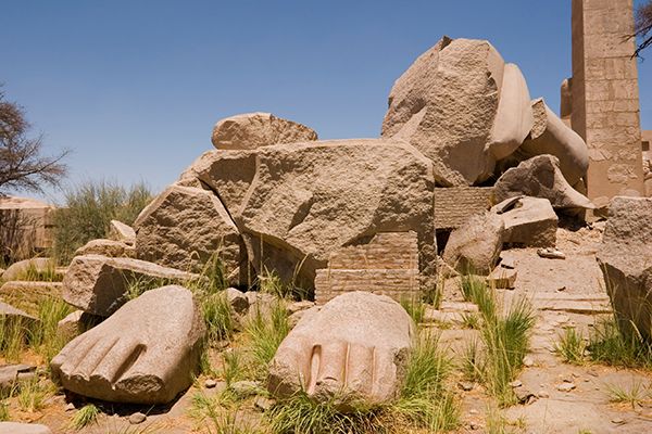 My Name Is Ozymandias (ruins of Ozymandias statue)