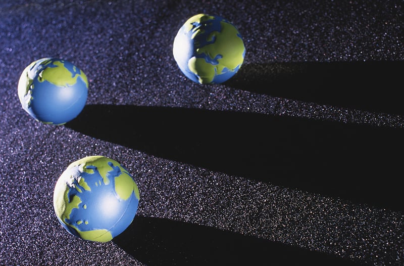 Which alternative world will we really see?