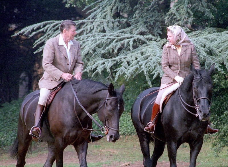 Elizbeth II and John F. Kennedy