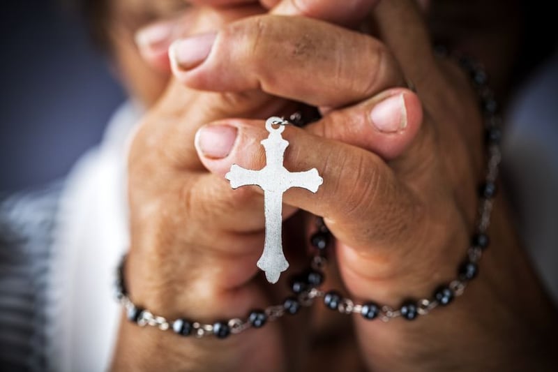 should-the-cross-symbolize-your-christianity