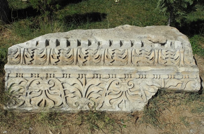 The cornice from a building in ancient Philadelphia (photo by Joel Meeker).