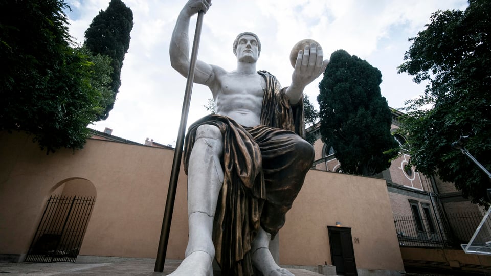 Constantine and the Push to Resurrect an Empire