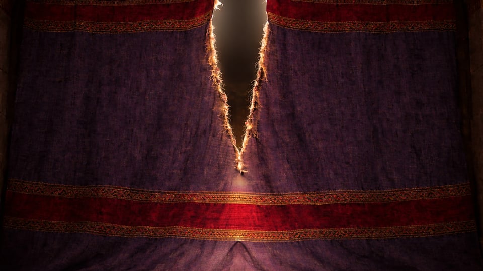 Does the Tearing of the Temple Veil Mean God’s Law Is Abolished?